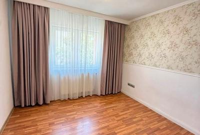 Apartament cu 3 camere în Iosia