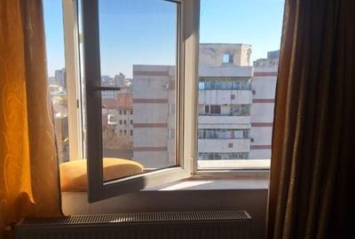 Garsonieră decomandată în Central - 2