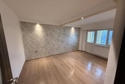 Apartament cu 3 camere decomandat în Obor - 2