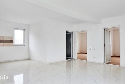 Casă cu 3 camere cu Teren 400 Mp în Central - 1