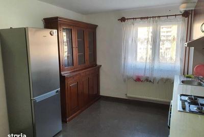 Apartament cu 4 camere în Central - 2
