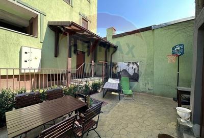 Casa / Vila cu 3 camere de inchiriat strada Pargarilor Stefan cel Mare - 32