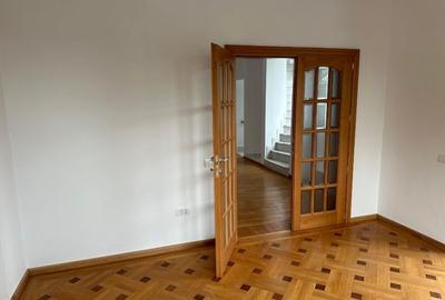 Casă individuală cu 5 camere cu Canalizare în Drumul Taberei - 8