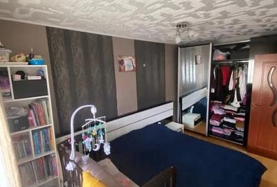 Apartament cu 2 camere decomandat, mobilat în Uzina 2 - 5