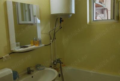 Apartament cu 3 camere decomandat în Moldova Veche - 4