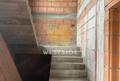 Casă cu Teren 1162 Mp în Cărpiniș - 6