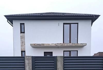 Casă cu 5 camere cu Teren 420 Mp în Berceni - 2