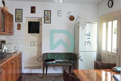 Casă cu 2 camere cu Canalizare în Schei - 8