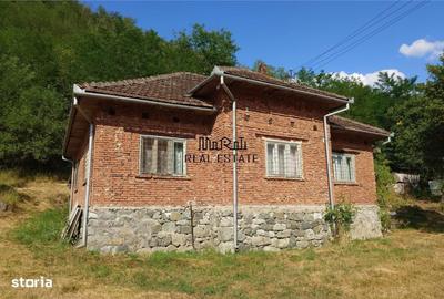 Casă cu 4 camere în Blăjeni - 1