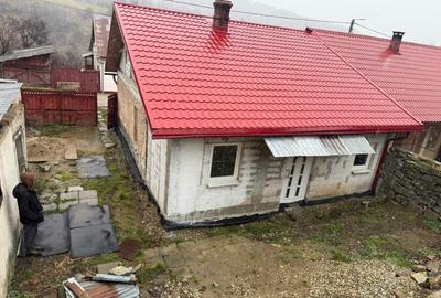 Casă cu 4 camere în Central - 5