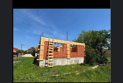 Vand casa semi facuta - 1