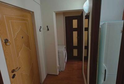 Apartament cu 2 camere decomandat în Micro 21 - 1