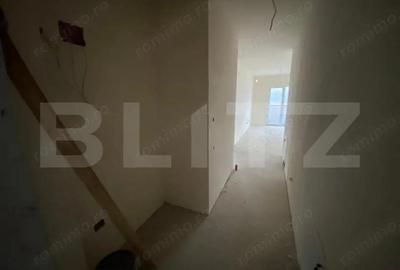 Apartament cu 3 camere semidecomandat în Baciu - 1