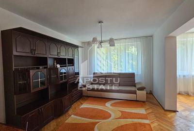 Apartament cu 4 camere decomandat în Tipografilor