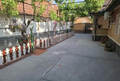 Casă cu 3 camere cu Teren 852 Mp în Nădlac - 10