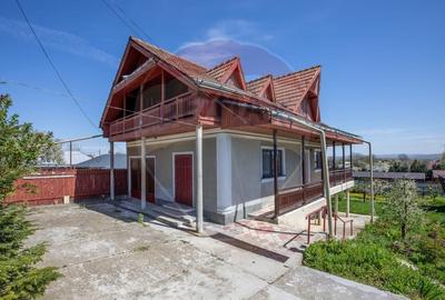 Casă cu 3 camere cu Teren 1251 Mp în Săucești - 39