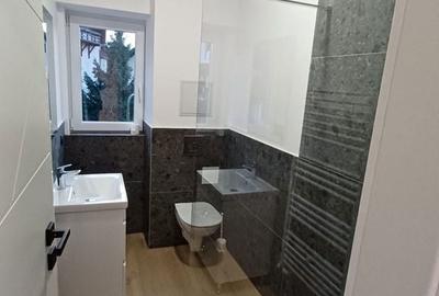 Apartament cu 2 camere semidecomandat în Central - 1