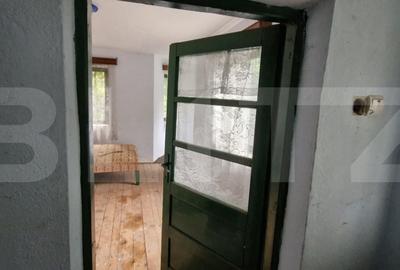 Casă cu 8 camere cu Teren 4200 Mp în Central - 10