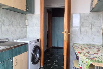 Apartament cu 2 camere decomandat în Cornișa - 3
