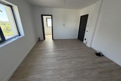 Casă cu 4 camere în Central - 4