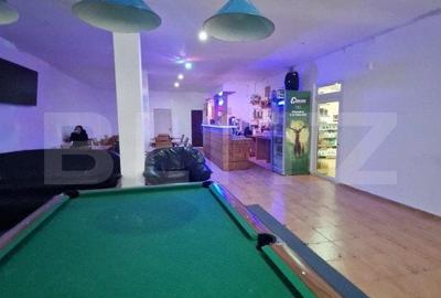Spațiu comercial, de 581 mp, în Central - 4