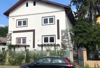 Vila Individuala P+1 | Centru Pucioasa | Proprietar - 2