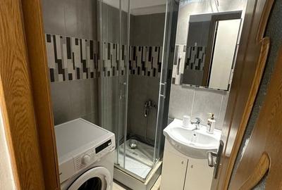 Garsonieră decomandată în Victoriei - 1