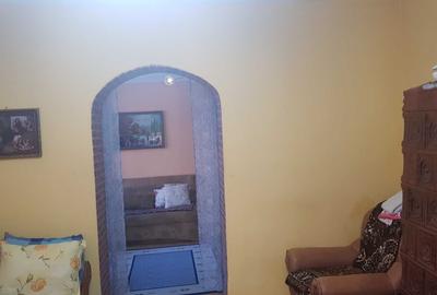 Casă cu 4 camere în Central - 6