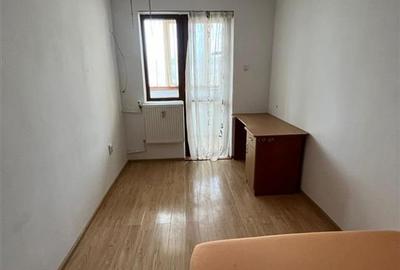 Apartament cu 2 camere decomandat în Gară - 1