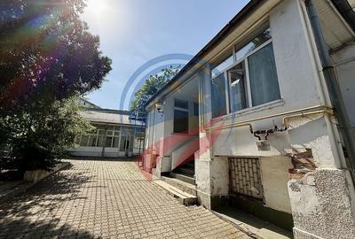 Teren 550mp/cladire birouri/ ultracentral/ Craiova/ de vanzare - 2