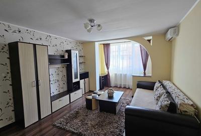 Apartament cu 3 camere semidecomandat în Central - 2