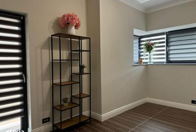 Casă cu 6 camere cu Teren 324 Mp în Central - 2