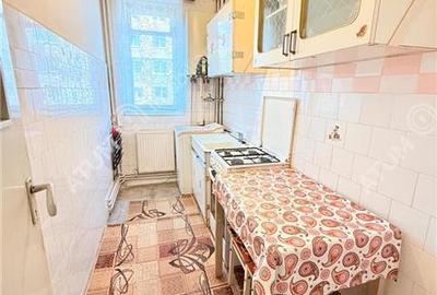 Apartament cu 3 camere semidecomandat, mobilat în Mihai Viteazul - 10