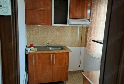 Garsonieră decomandată în Central - 4