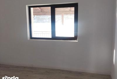 Casă cu 5 camere cu Teren 500 Mp în Valea Lupului - 10