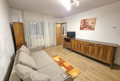 Vanzare apartament 2 camere decomandat etaj intermediar  Str.Carpatilor - 7