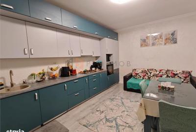 Casă cu 6 camere decomandat cu Canalizare în Micro 5 - 6