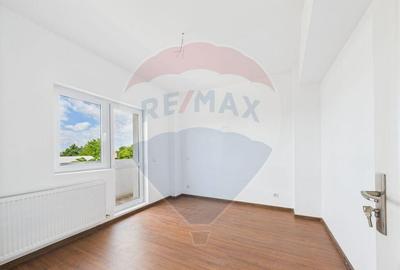 Apartament cu 3 camere semidecomandat în Chitila - 11