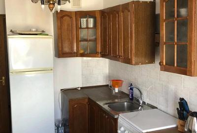 Apartament cu 2 camere decomandat în Obor