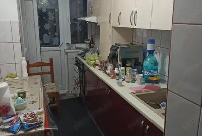 Apartament cu 3 camere decomandat în Micro 13 - 3