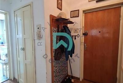 Apartament cu 2 camere circular în Astra - 12