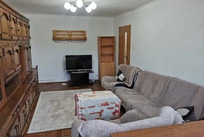 Apartament cu 3 camere decomandat în Aradului - 8