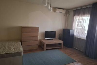 Garsonieră decomandată, mobilată în Vitan Mall - 2