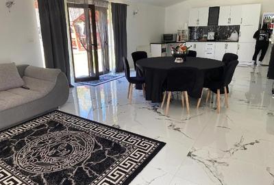 Casă cu Teren 1750 Mp în Fărcășești - 1