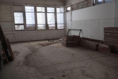 Spațiu comercial, de 869 mp, în Central - 2