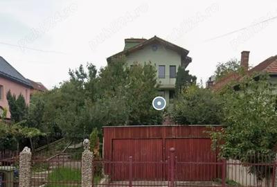 Apartament cu 3 camere decomandat în Central - 2