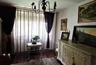Apartament cu 3 camere decomandat în Central - 7