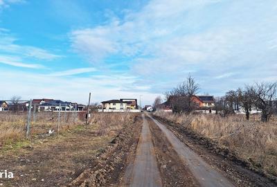 Teren de 933 mp, în Central - 2