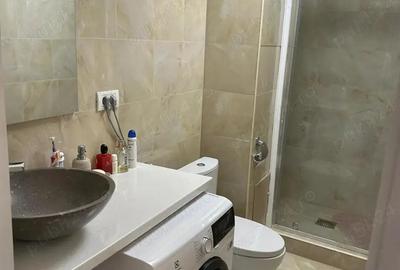 Vand apartament , 2 camere , semidecomandat , renovat , Micro 2 , etaj 4 - 5