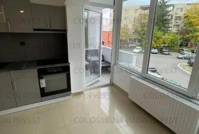 Apartament cu 4 camere decomandat, mobilat în Centrul Civic